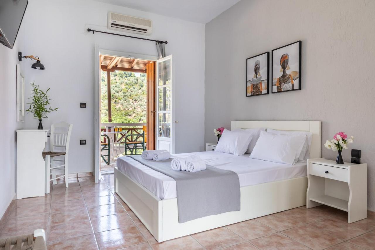 Konstantina Studios Skopelos Town Ngoại thất bức ảnh