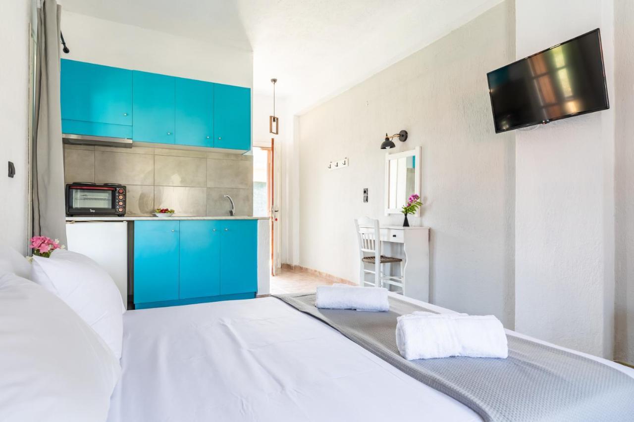 Konstantina Studios Skopelos Town Ngoại thất bức ảnh