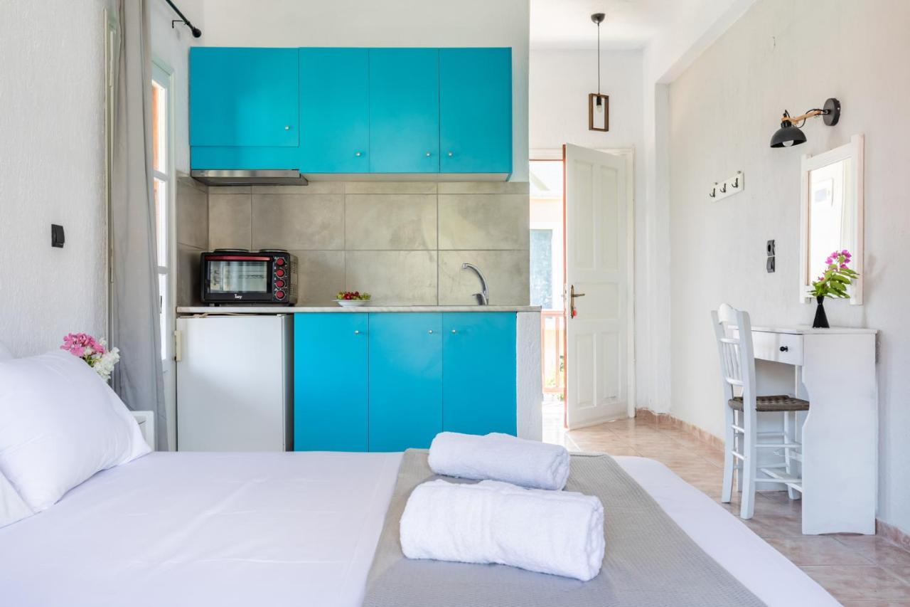Konstantina Studios Skopelos Town Ngoại thất bức ảnh